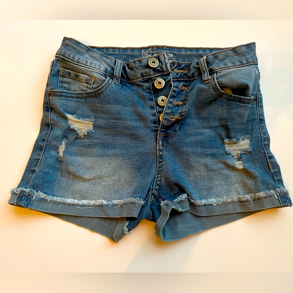 HIGH-RISE RIPPED JEAN SHORTS